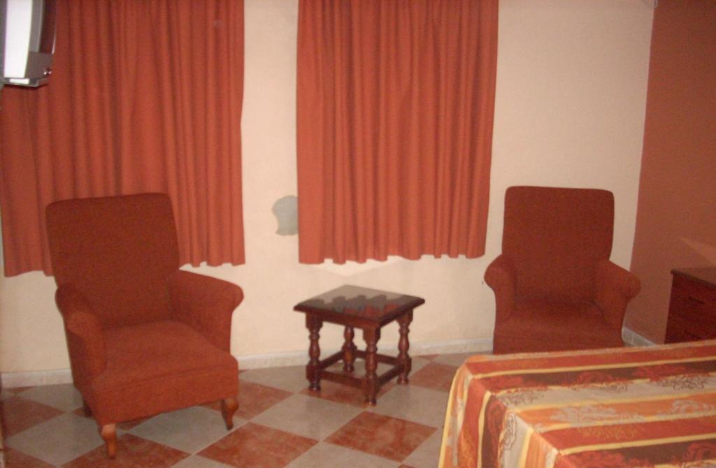 Hostal Don Diego San Juan Del Puerto Room photo